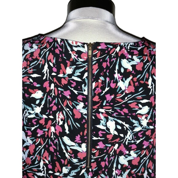 TAHARI Plus Size 1X Shift Dress Black Red White Floral Ruffle Cap Sleeve - Picture 5 of 6